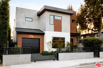 Building Photo - 4211 Ince Blvd