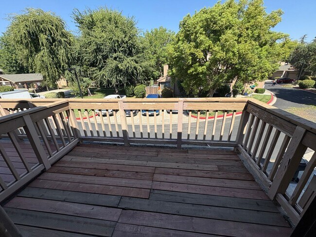 Foto del edificio - 3 Bedroom Home located in Westgate Neighborhood!