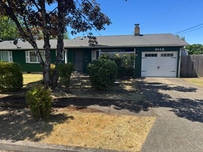 Building Photo - 2442 Dornoch St