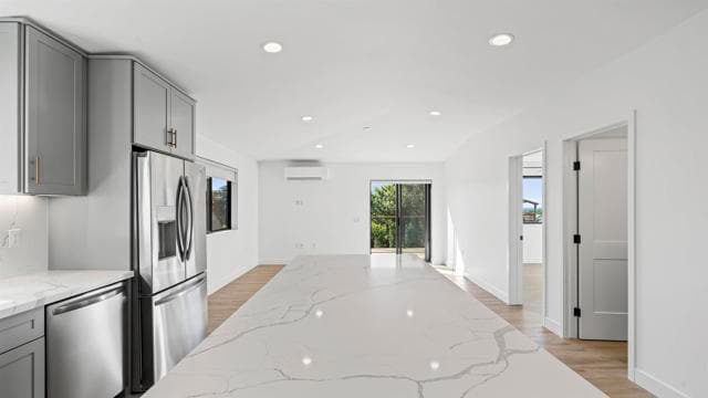 Foto del edificio - 3817 Highland Dr