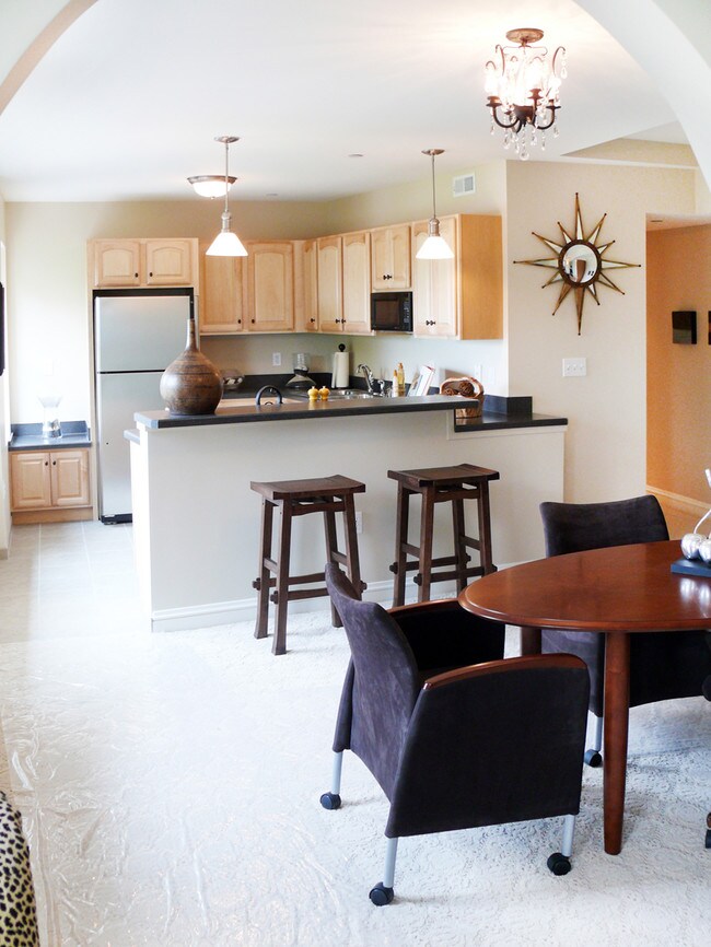 Park Lane Villa Rentals Cleveland, OH