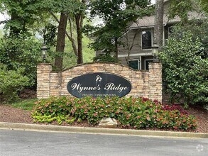 Building Photo - 1510 Wynnes Ridge Cir SE