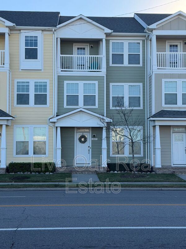 Photo - 1005 E Ocean View Avenue