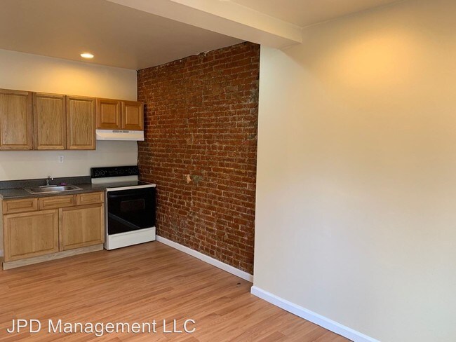 Building Photo - 3462 Frankford Ave
