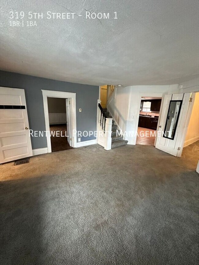 Foto del edificio - 319 5th St