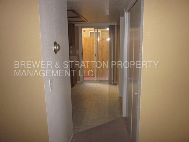 Foto del edificio - 2929 E Broadway Rd