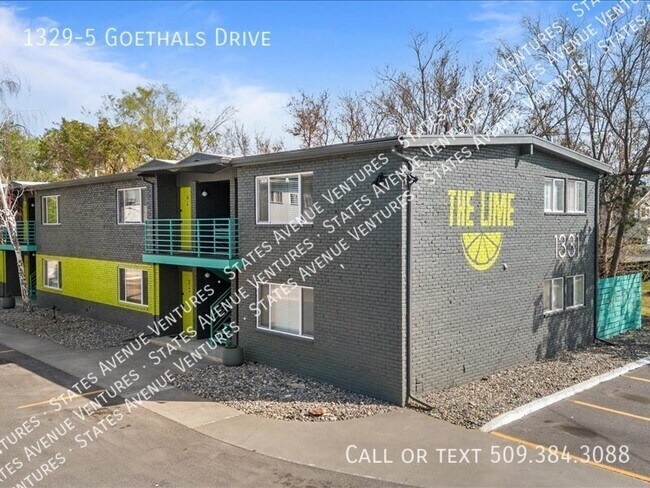 Foto del edificio - 1329 Goethals Dr