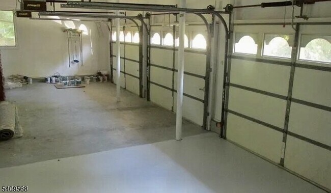 Building Photo - 78 N Mitchell Pl