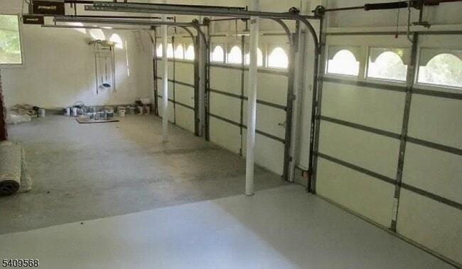 Foto del edificio - 78 N Mitchell Pl