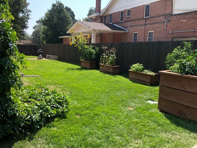 Foto del edificio - 513 Terry St