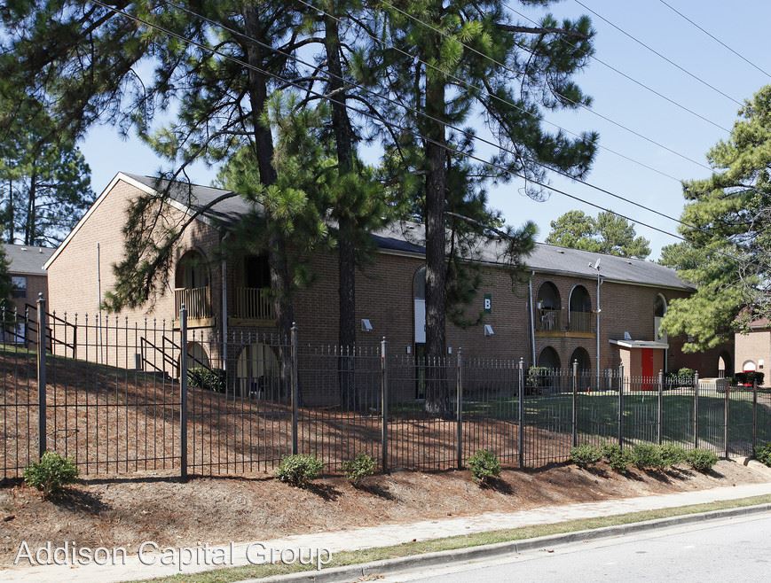 Primary Photo - 62 Harwell Rd NW