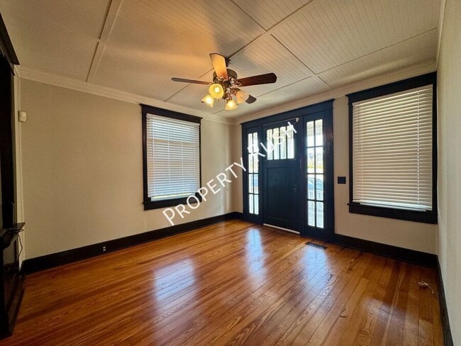 Photo - 104 E Kent St.- House