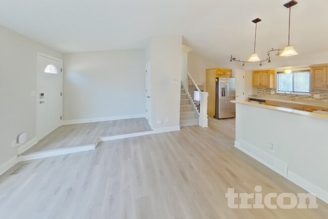 Building Photo - 2674 Deliverance Dr