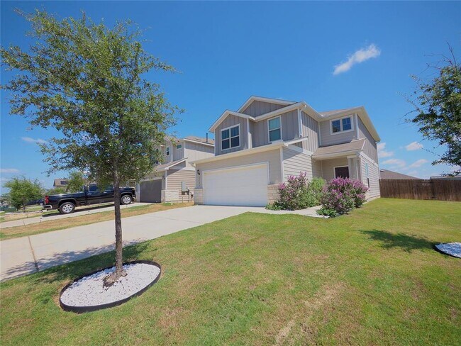 Foto del edificio - 2329 Cliffbrake Wy