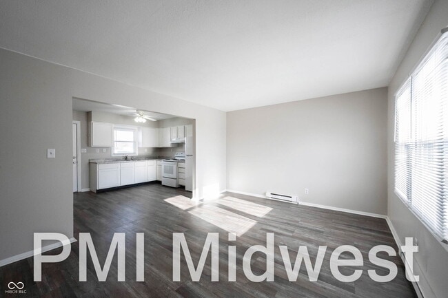 Building Photo - 4881 300W