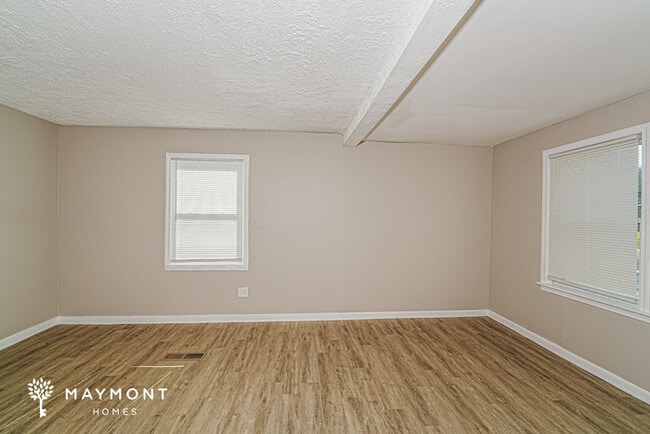 Building Photo - 529 Athens Ct