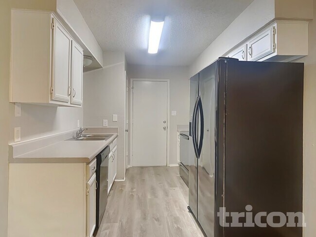 Building Photo - 4115 Cypress Springs Dr