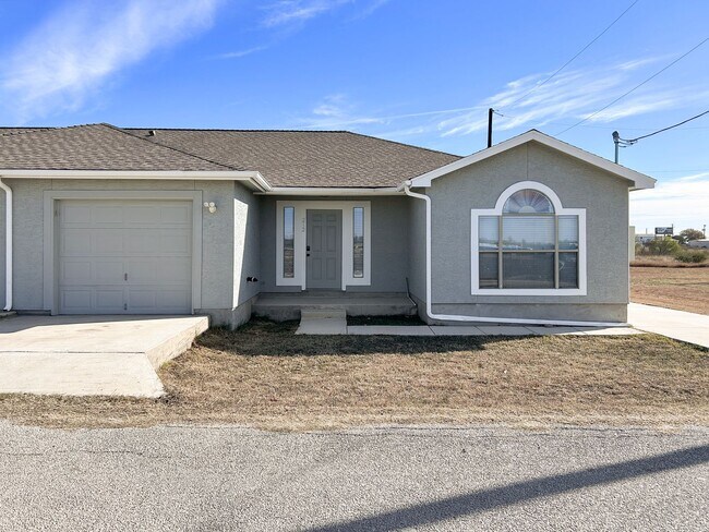 Foto del edificio - 212 County Rd 485