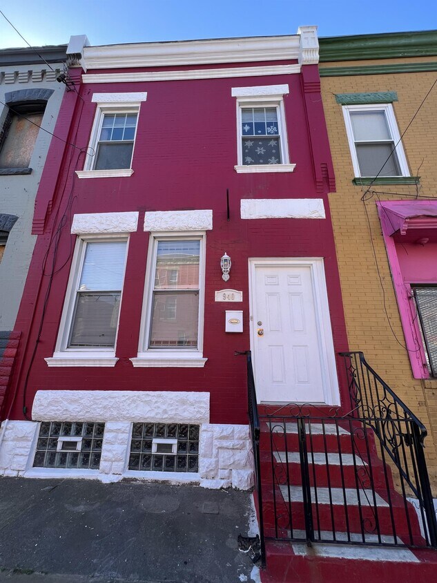 Photo - 940 W Susquehanna Ave (Philadelphia, PA)