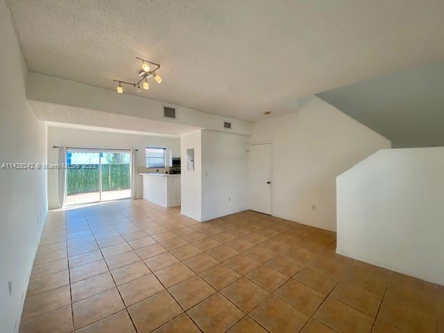 Building Photo - 5230 NW 109th Ave