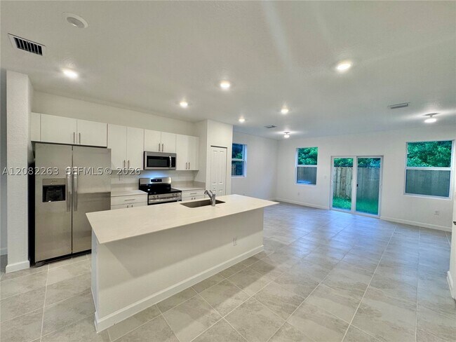 Foto del edificio - 124 SE 10th St