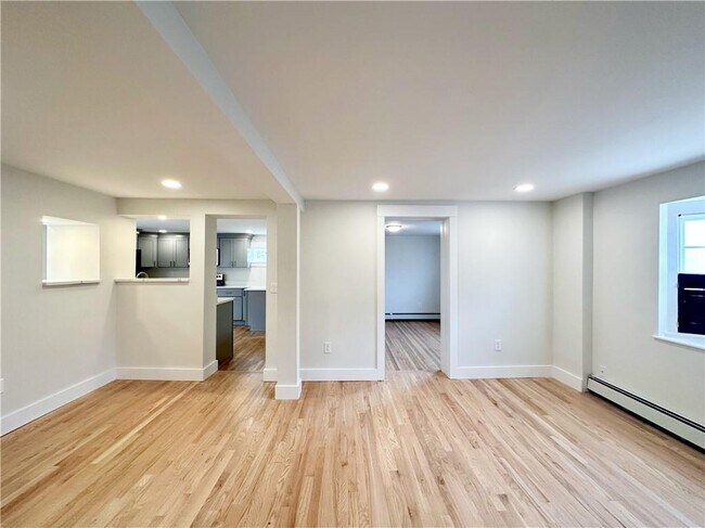 Foto del edificio - 15 Curry Ave