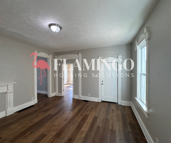 Building Photo - 139 Boltin St