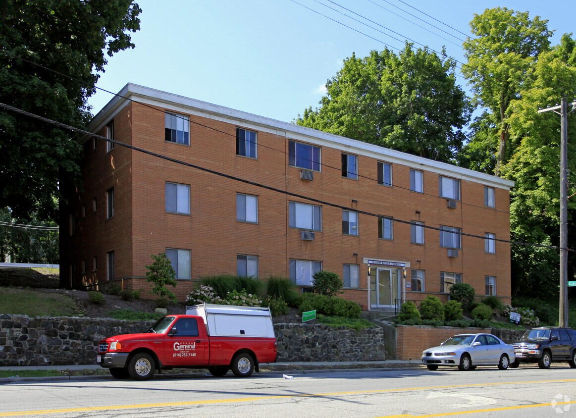 Coventry Mayfield Apartments Cleveland Heights, OH