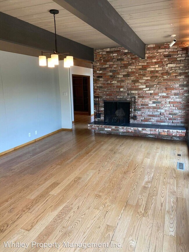 Building Photo - 3 br, 2 bath House - 173 Dolton Avenue