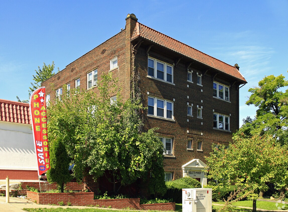 Primary Photo - 1690 Eddington Rd