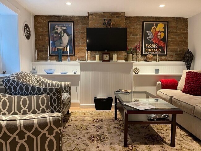 Foto del edificio - 12 Lawrence St