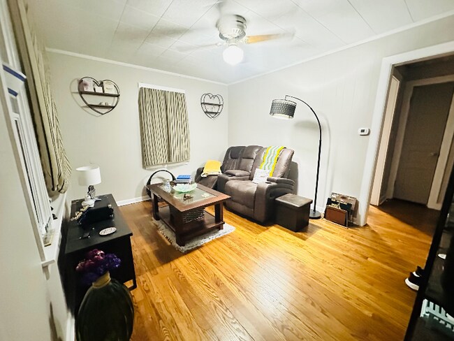 Foto del edificio - 1901 Cherry St