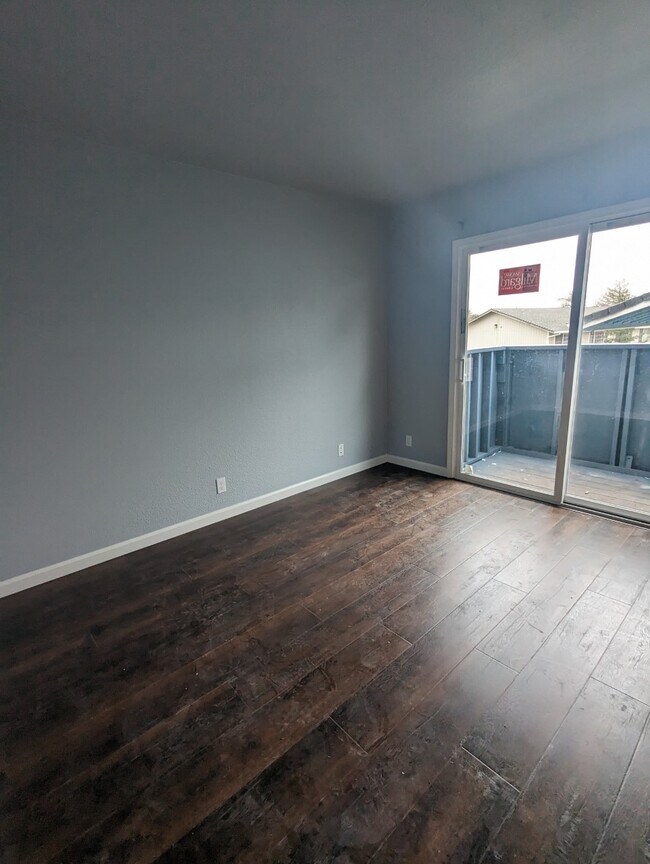 Building Photo - 3639 Bellinger Ct