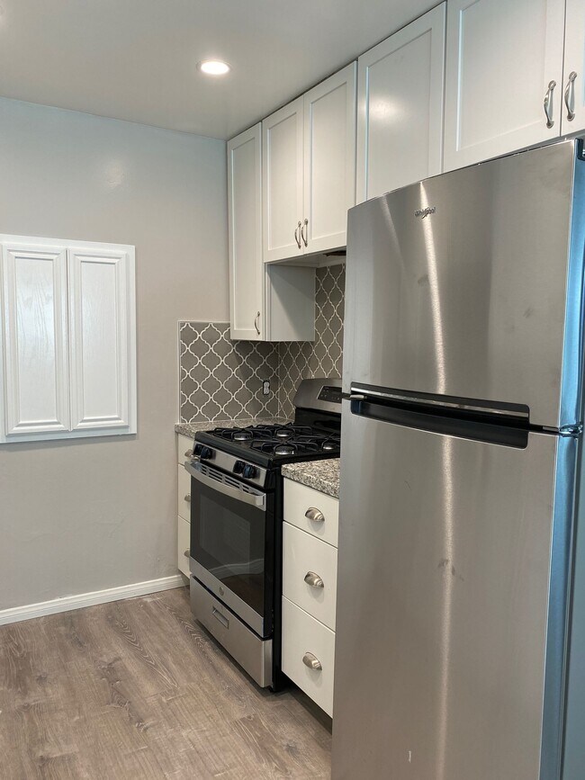 Foto del edificio - Heart of Hillcrest 3/2 upstairs unit with ...