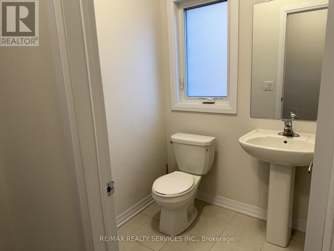 Photo du bâtiment - 145 Dingman St