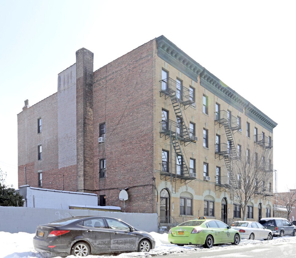 Primary Photo - 30-11-3015 14th St