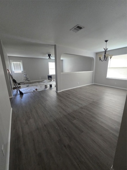 Building Photo - 217 Tolcarne Dr
