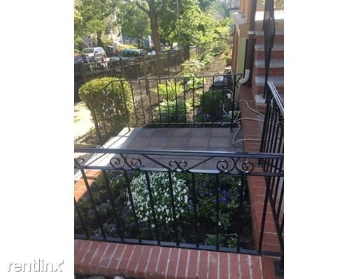 Primary Photo - 20 Codman Hill Ave
