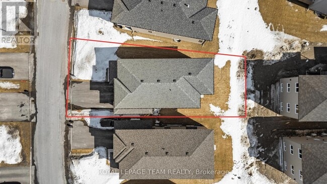Building Photo - 1217 Diamond St