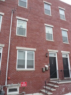Primary Photo - 528 N Budd St