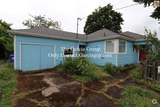 Building Photo - 27 SE 94th Ave