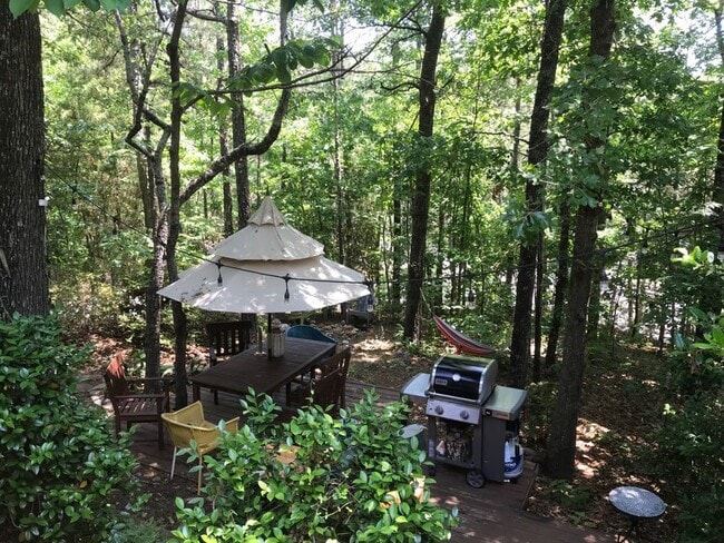 Foto del edificio - Hickory Woods Auburn