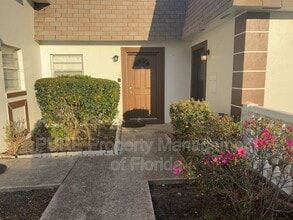 Building Photo - 1610 SE 25th St