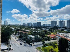 Building Photo - 3180 S Ocean Dr