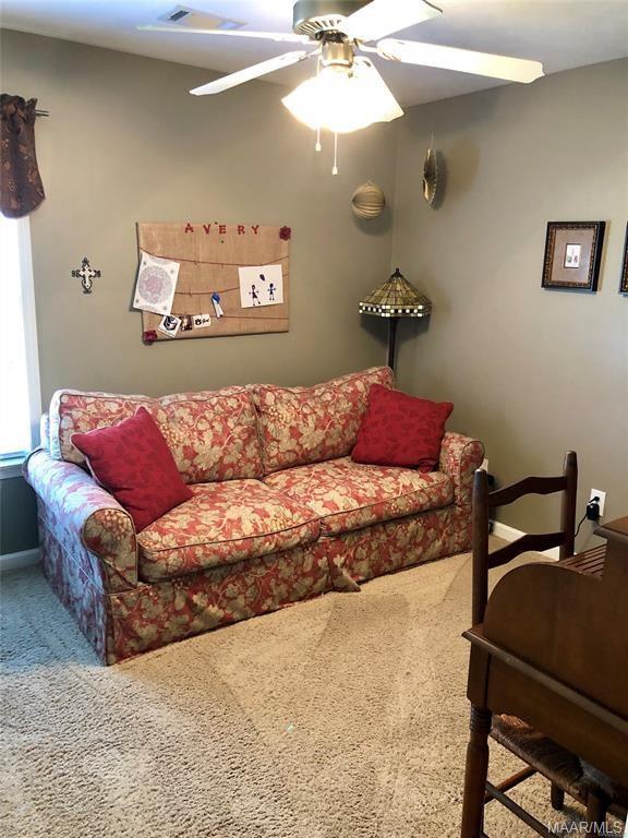 Foto del edificio - 9225 Harrington Cir