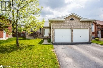 Building Photo - 53 Marsellus Dr