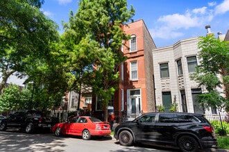 Building Photo - 1710 W Erie St