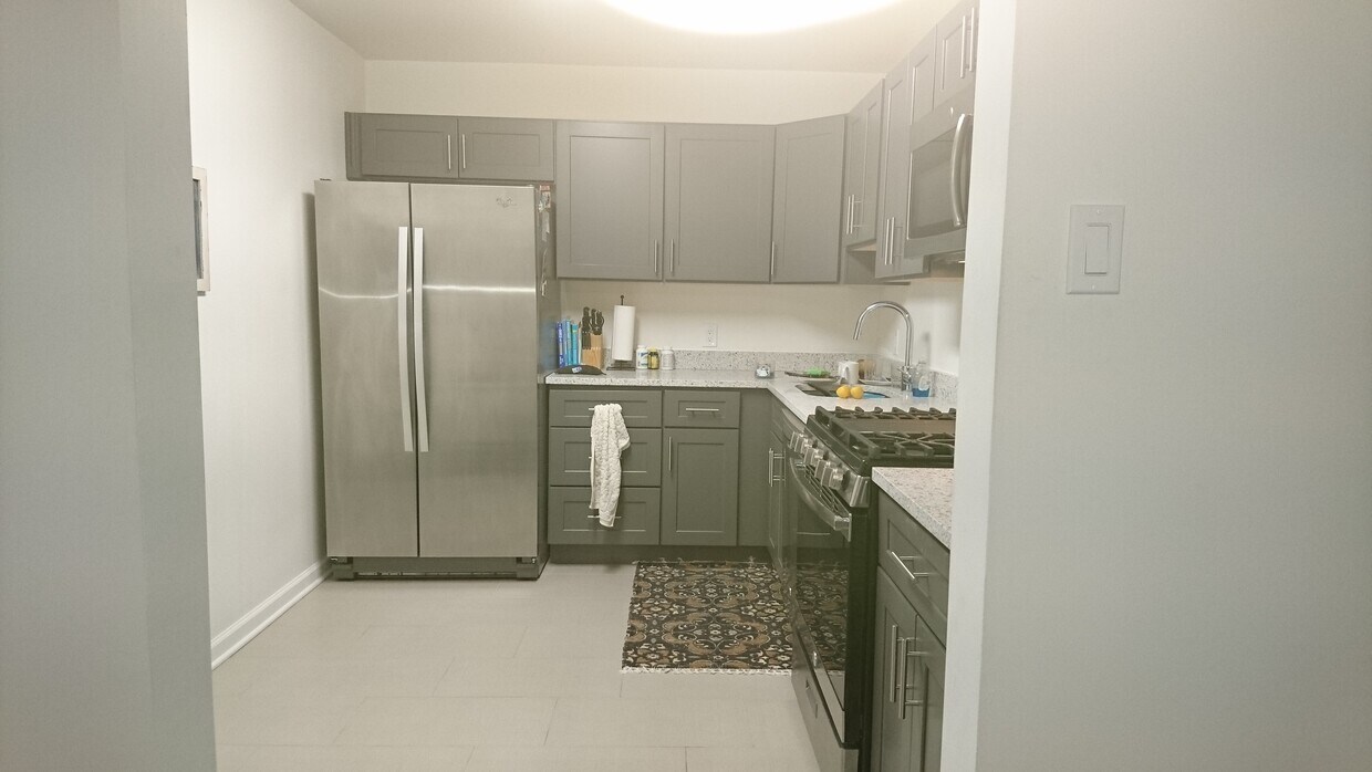 5101 River Rd Unit 903, Bethesda, MD 20816 Condo for Rent in Bethesda