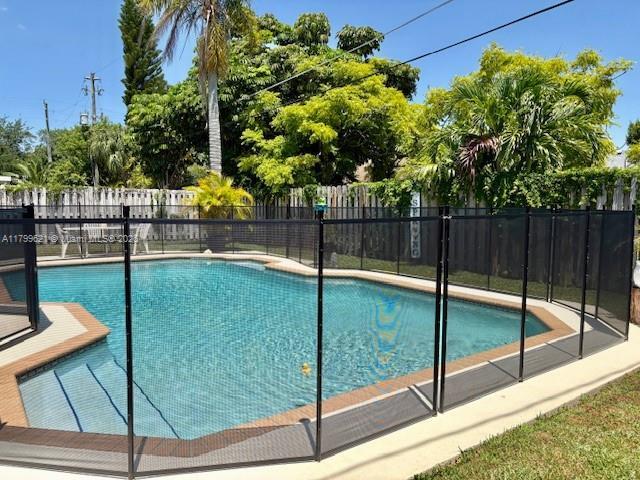 Foto principal - 11461 NW 45th Pl