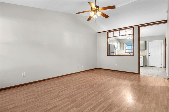 Foto del edificio - 2 Bed 2.5 Bath Duplex